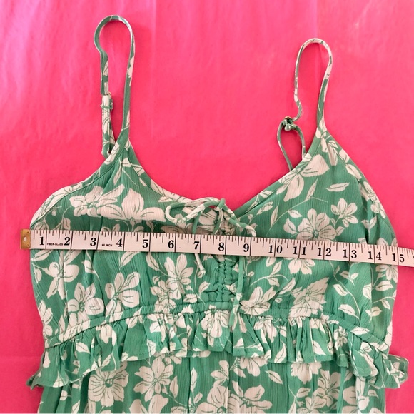 Billabong Rebel Heart Ruffle Detail Dress in Green and White Print. Size Large - Picture 9 of 16